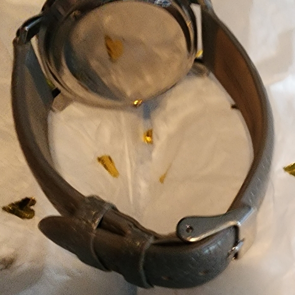 Premier Designs Silver Watch, needs battery - Picture 7 of 8